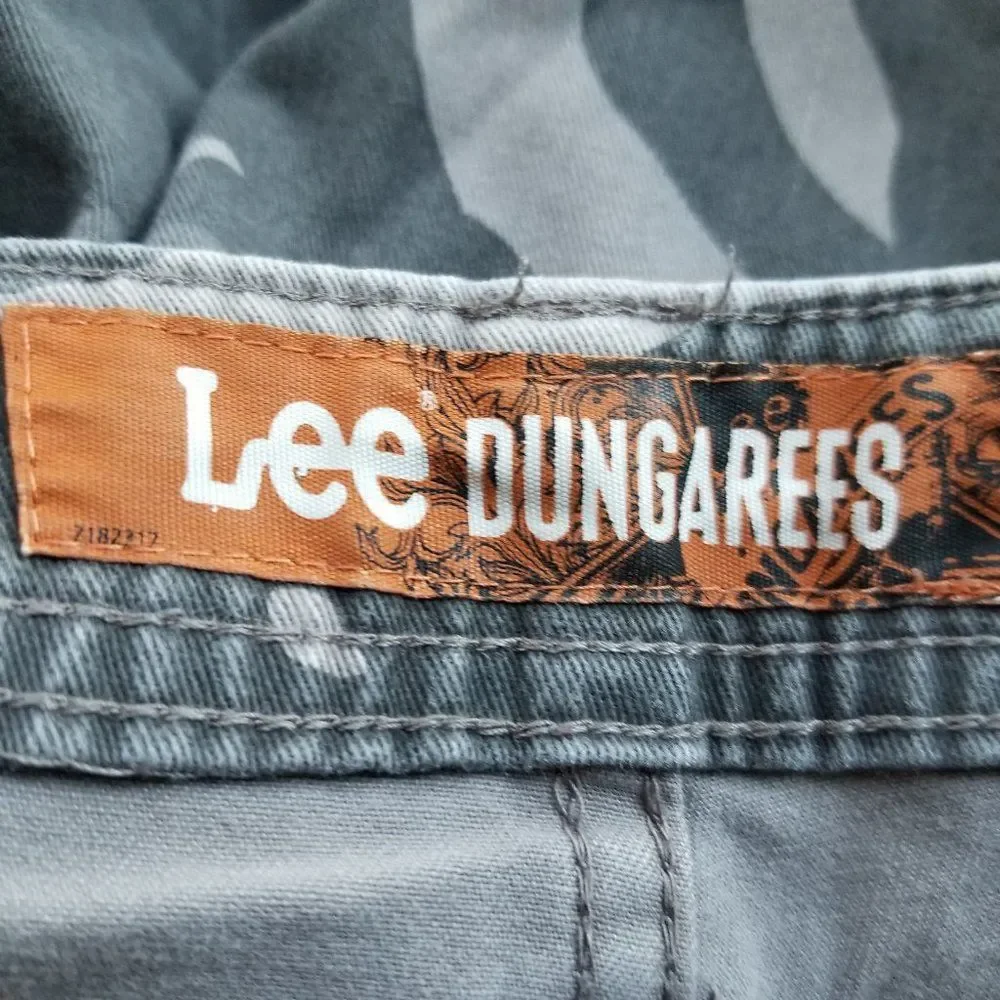 LEE Dungarees Camo Cargo Shorts Camouflage 42